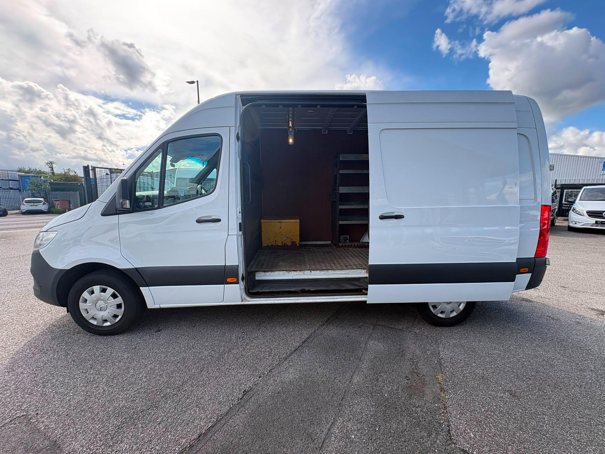 Mercedes-Benz Sprinter